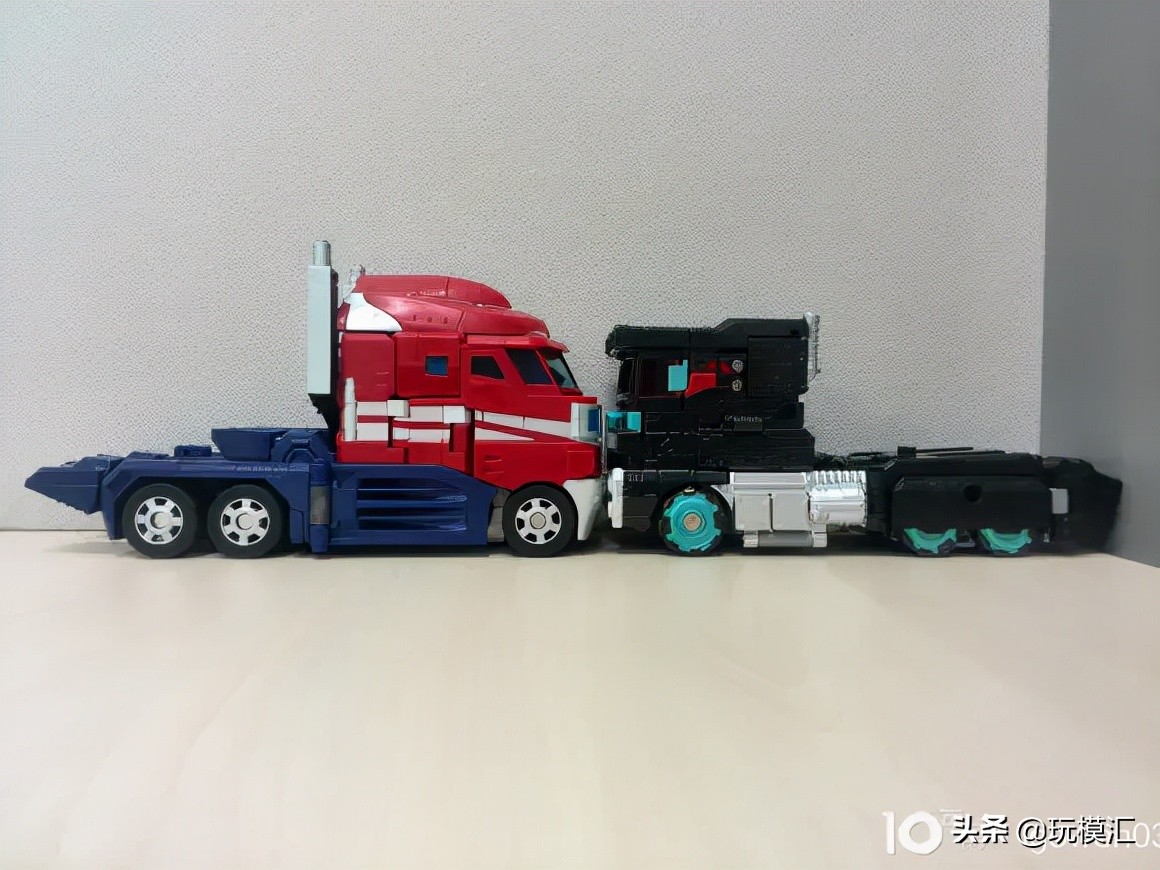 擎天柱电影版ls03玩具,03岁的玩具