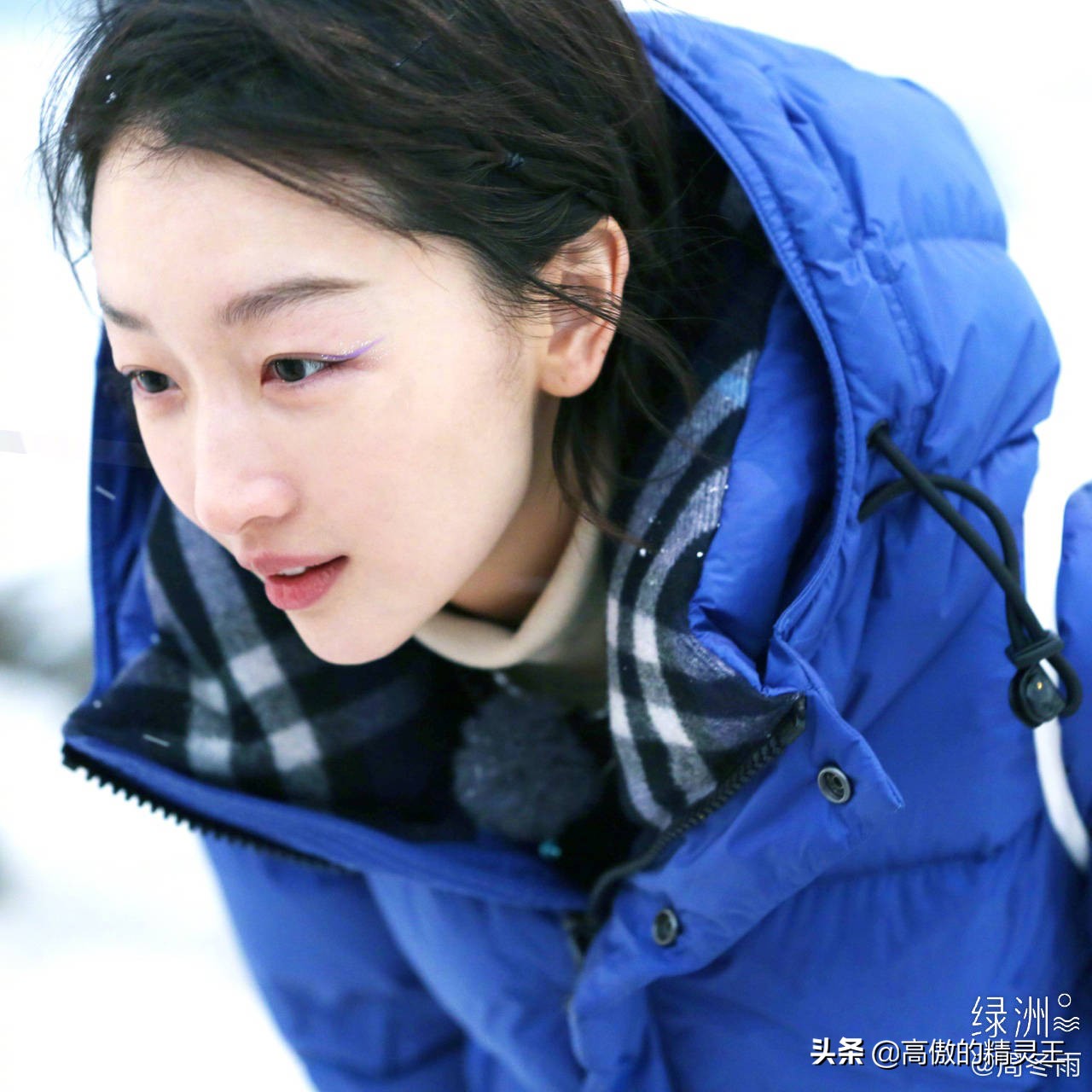 周冬雨拔智齿，五天后脸仍然肿成包子，评论区一片笑声