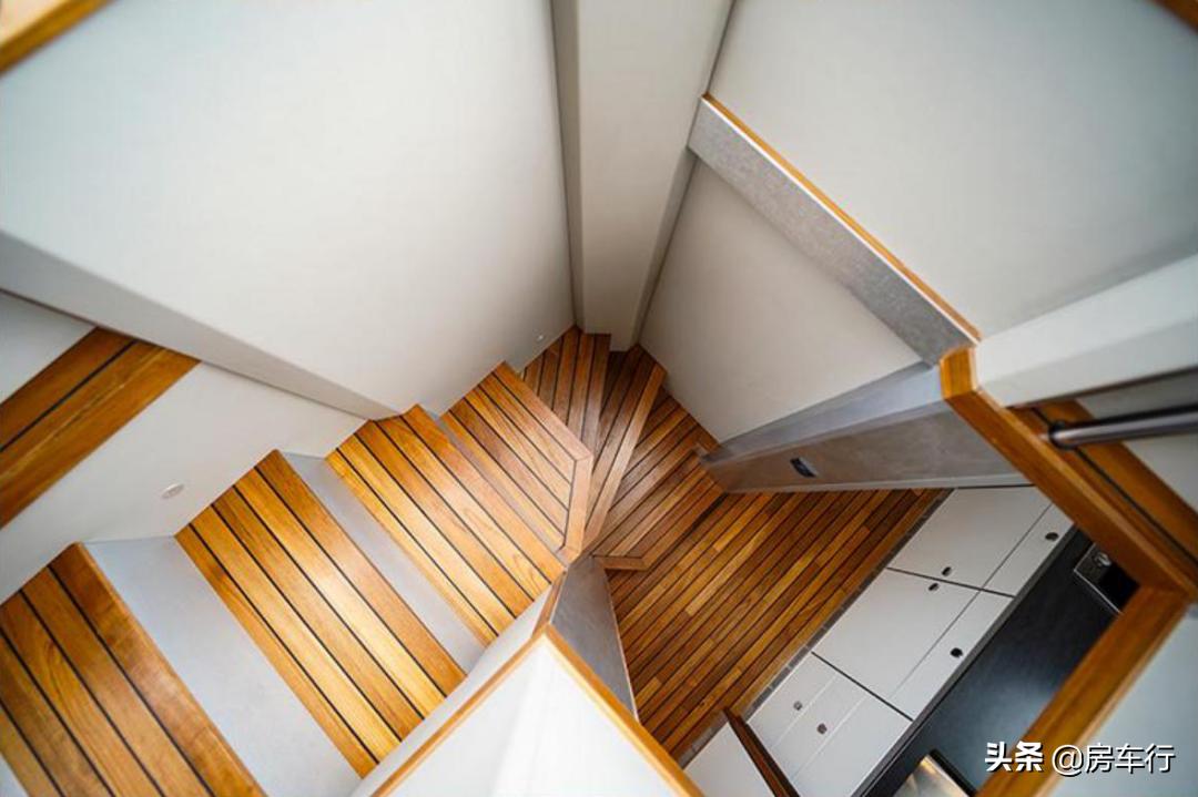 诺马迪森领航者f顶配,这才叫真正的奔驰