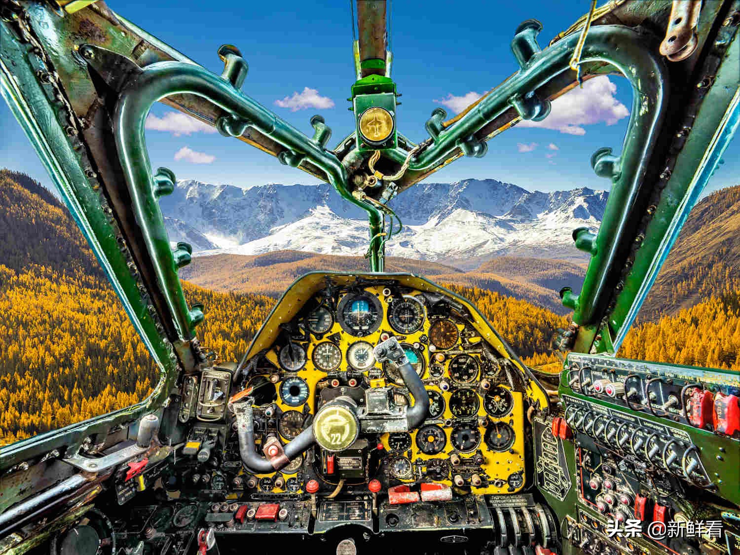 苏联空军高技术展示,苏联轰炸机座舱