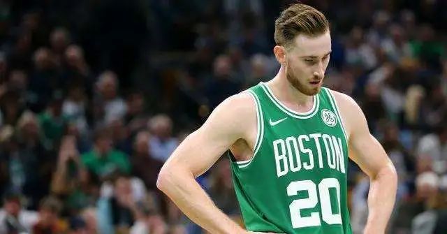 第3次骨折！无限期休战？刚签下1.2亿大合同就伤了