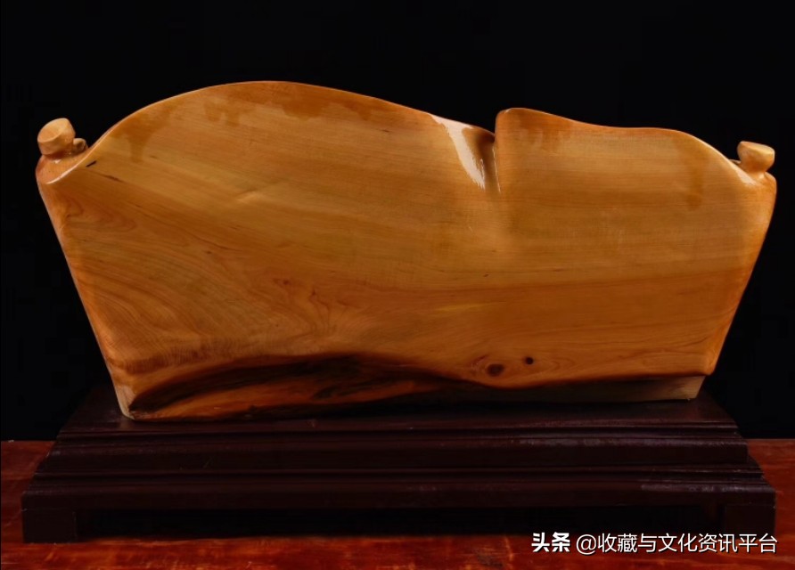 财神爷佛像崖柏正规版,太行崖柏陈化料摆件