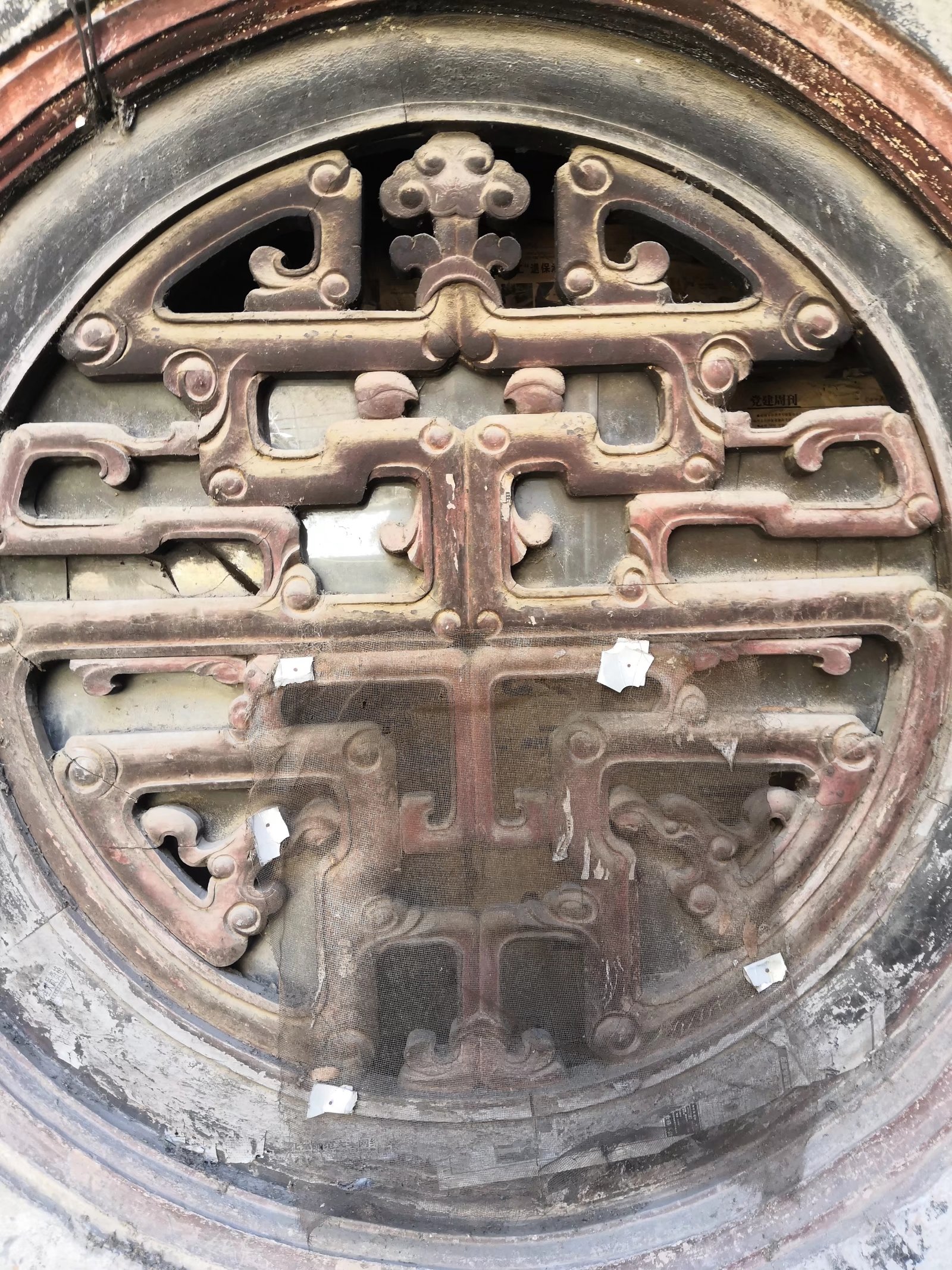 山里面可能捡到的名贵石头,山里哪种地方能捡到有价值的石头