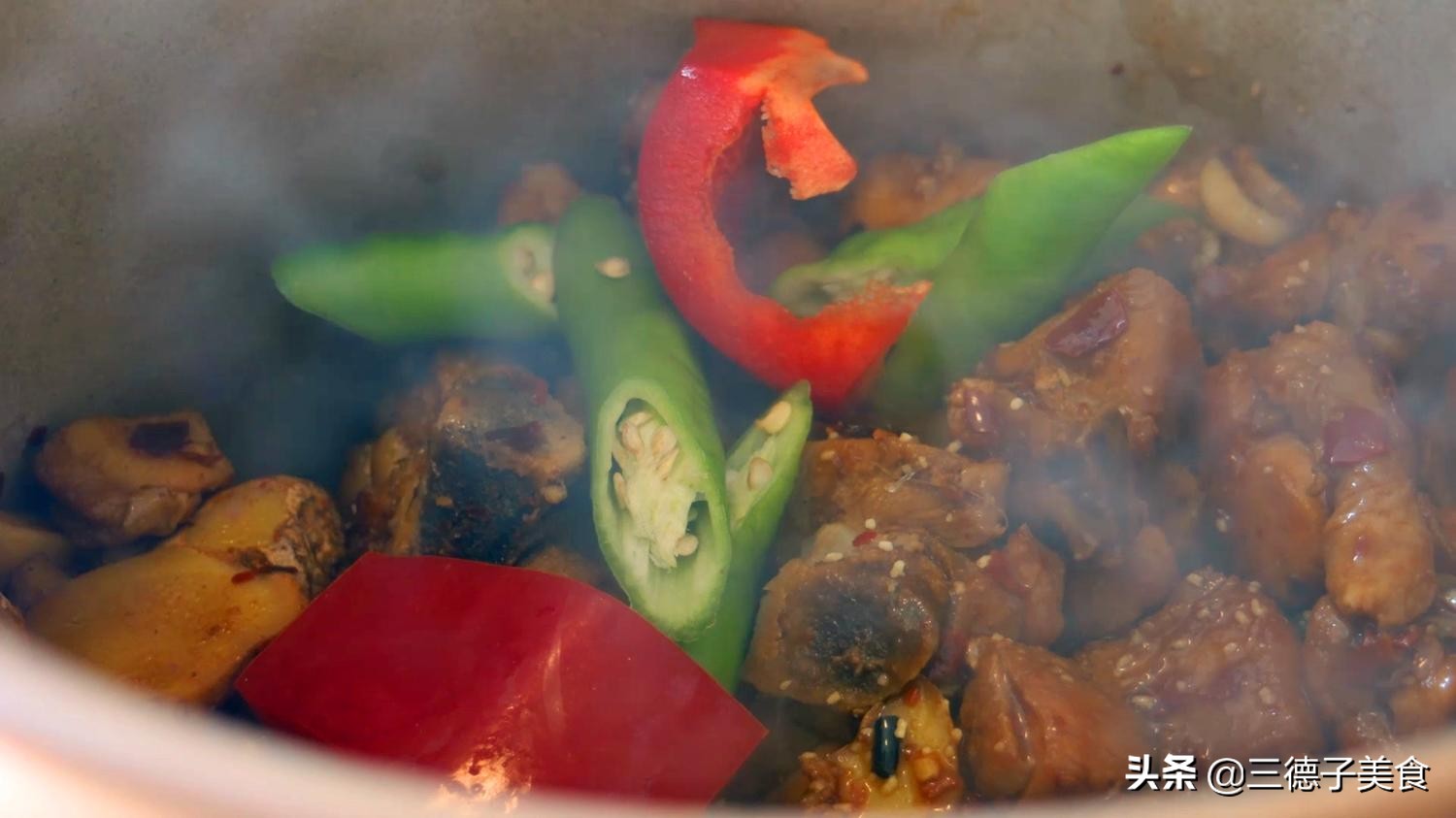 鸡腿这个做法比烤鸡还好吃,鸡腿的做法黄焖鸡米饭简单又好吃