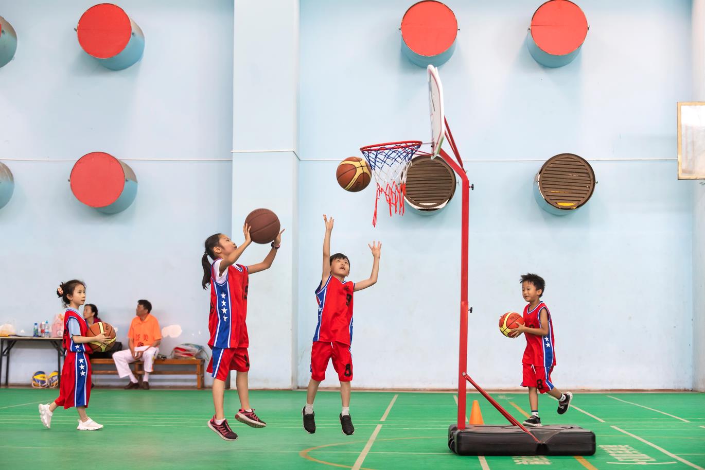 新中国体育事业发展历程,新中国党对体育事业的支持