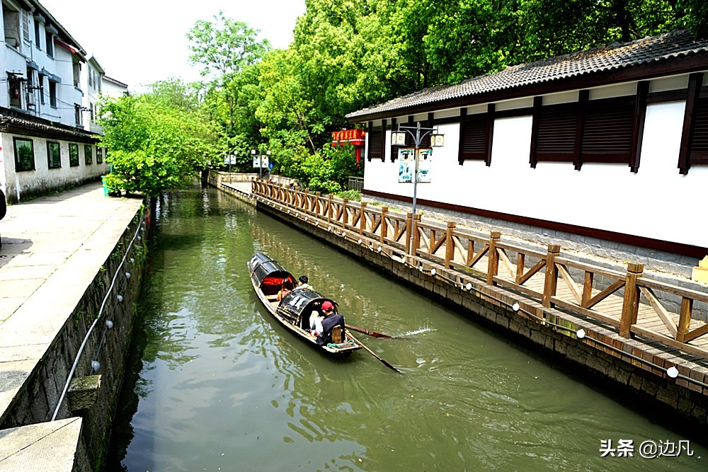乌篷船——水乡绍兴的交通工具
