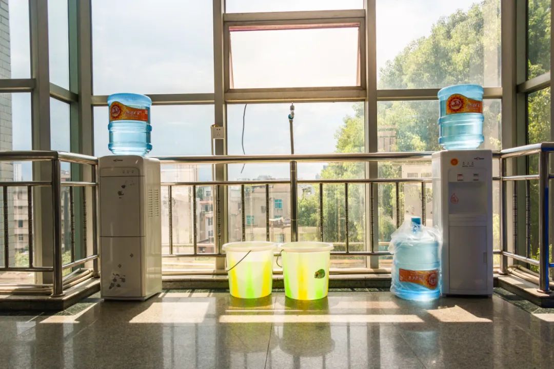 崭新宿舍，超赞食堂，便利设施！在昆二十四中学习与生活超幸福