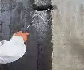 墙面反碱怎么办呢,洁厕灵墙面返碱