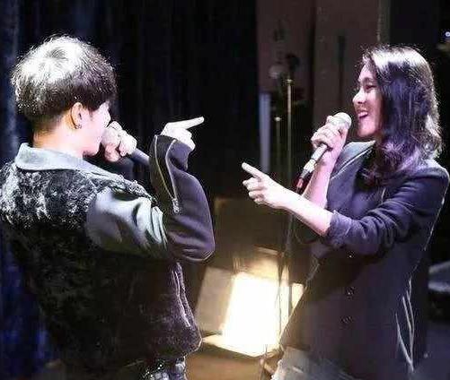 华晨宇到底植发过吗,华晨宇是否植发