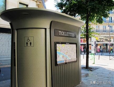 为防情侣“情不自禁”，英国公厕会自动开门喷水柱...