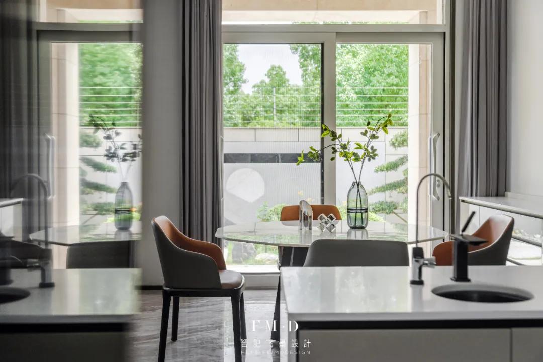 中式6层豪华顶级别墅,6层楼的现代风格别墅