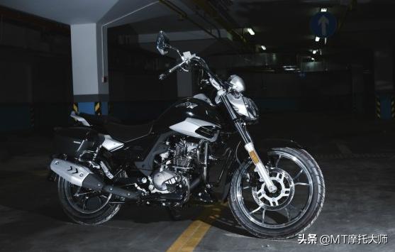 2022新款豪爵铃木多少钱,豪爵铃木tr300巡航太子落地价