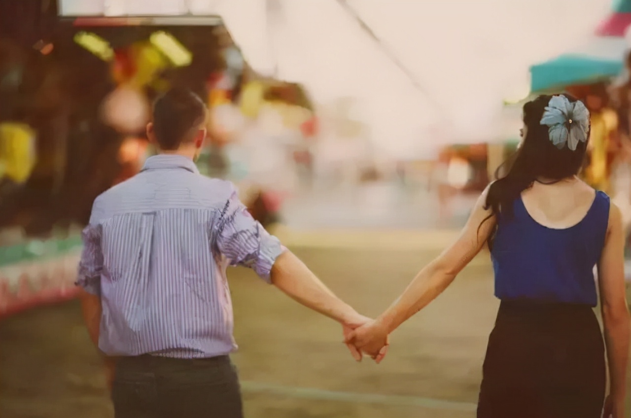 分手了还想着前任怎么办,分手后想挽回女友切忌多联系对方