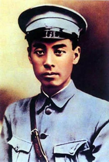 1949年蒋介石败逃台湾时，*剑英叶**本可以打下老蒋专机，为何不打？