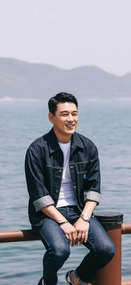 不负初恋的12位男明星,情史干净没污点的10位男星