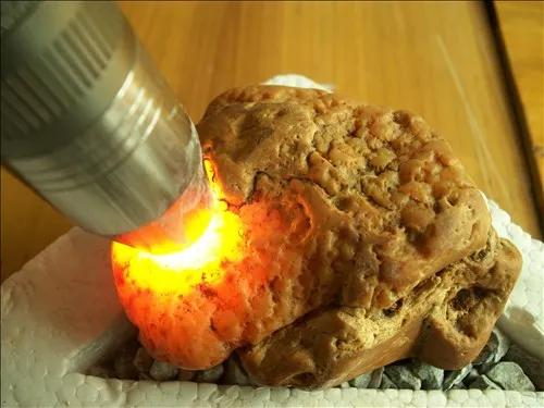 6年涨1万倍，转眼跌下神坛，「疯狂的石头」是怎样被打回原形的