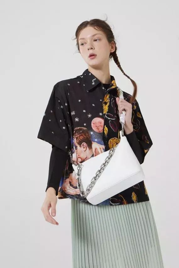 小ck最受欢迎的款式2020,小ck2019春季限定款