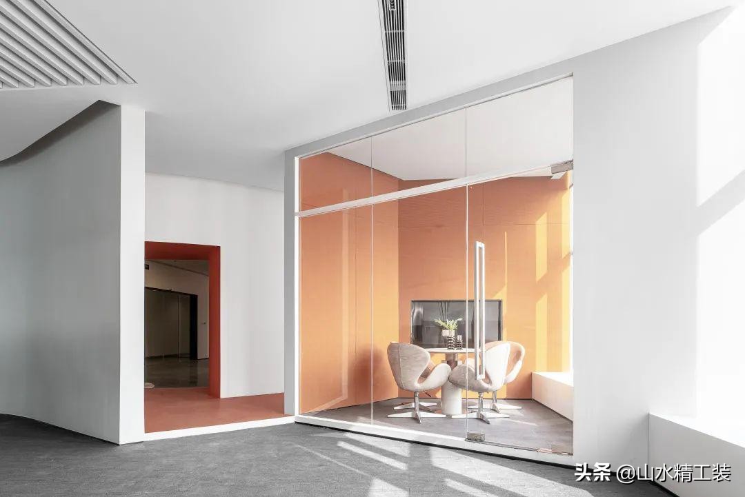 中国十大公装设计「山水精工装」丨赋予自然情绪的办公样板间