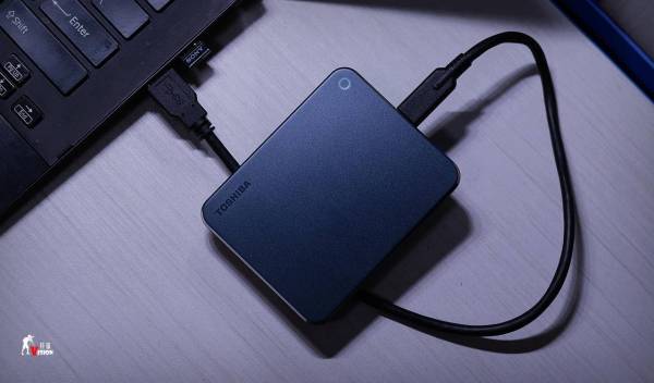 移动硬盘不能超过4g,东芝x300硬盘好吗