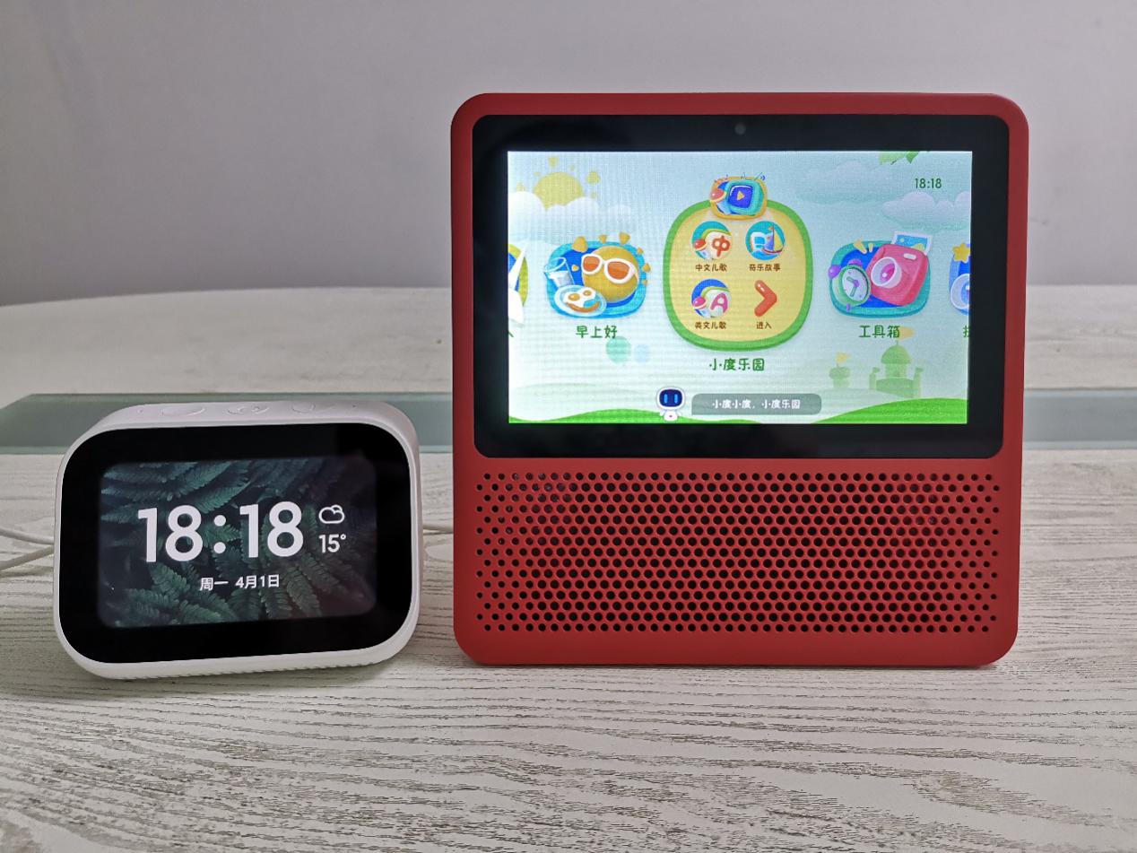 小爱触屏音箱pro8和小度s1哪个好,小爱触屏版和小度音箱哪个值得买