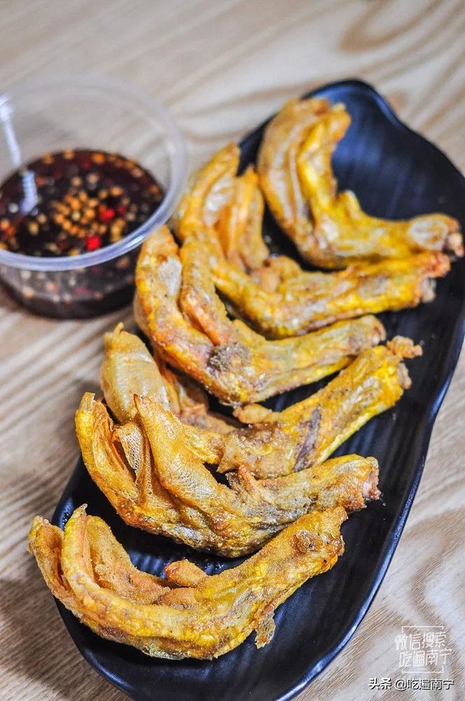 啃了1000斤鸡爪,啃了十几个鸡爪