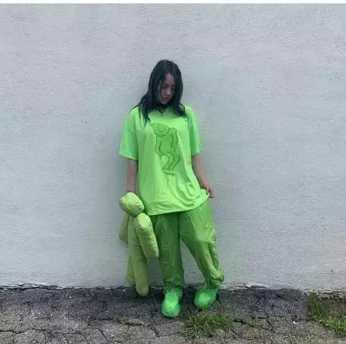 杨幂鹿晗陈伟霆陈立农“绿得发光”，谁才是真正的“人间荧光棒”？