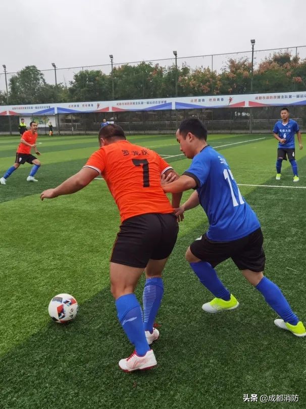 高温天气足球比赛,高温下进行的足球比赛