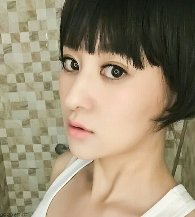 娱乐圈亲兄弟的明星,娱乐圈查不到家庭背景的明星