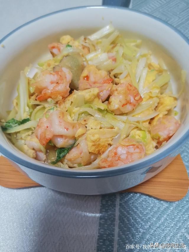 广东韭黄炒滑蛋虾仁秘诀,鲜虾鸡蛋炒韭黄