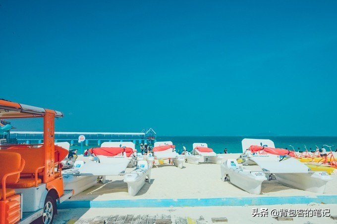 进出景区排队3个小时,岛上物价高上天,这的游客还是多的挤破头