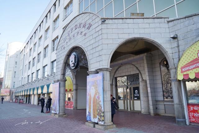 为什么中国人疯狂买俄罗斯货,中国游客去俄罗斯消费