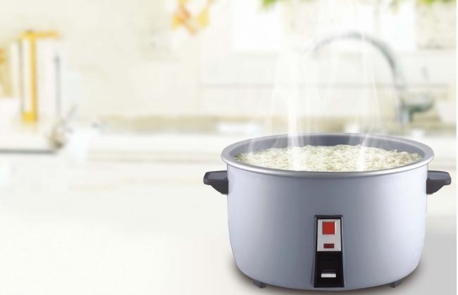 电饭锅内胆掉漆了蒸东西要紧吗,电饭锅内胆掉漆了怎么彻底清除