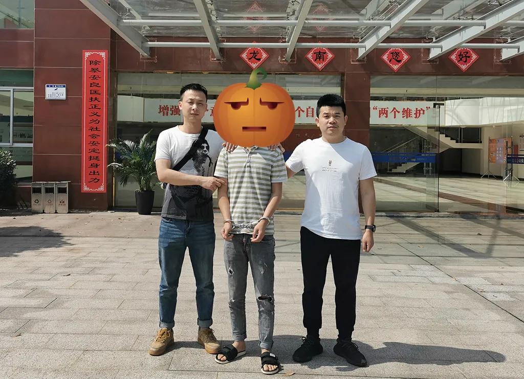 成本1元的东西卖50算诈骗吗,成本1元卖出200000利润率是多少