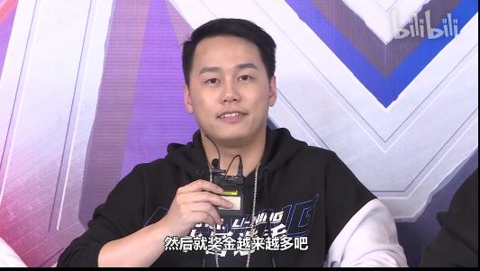 人人都知道LOL代练挣钱，但是这款游戏的操作手才是闷声发大财