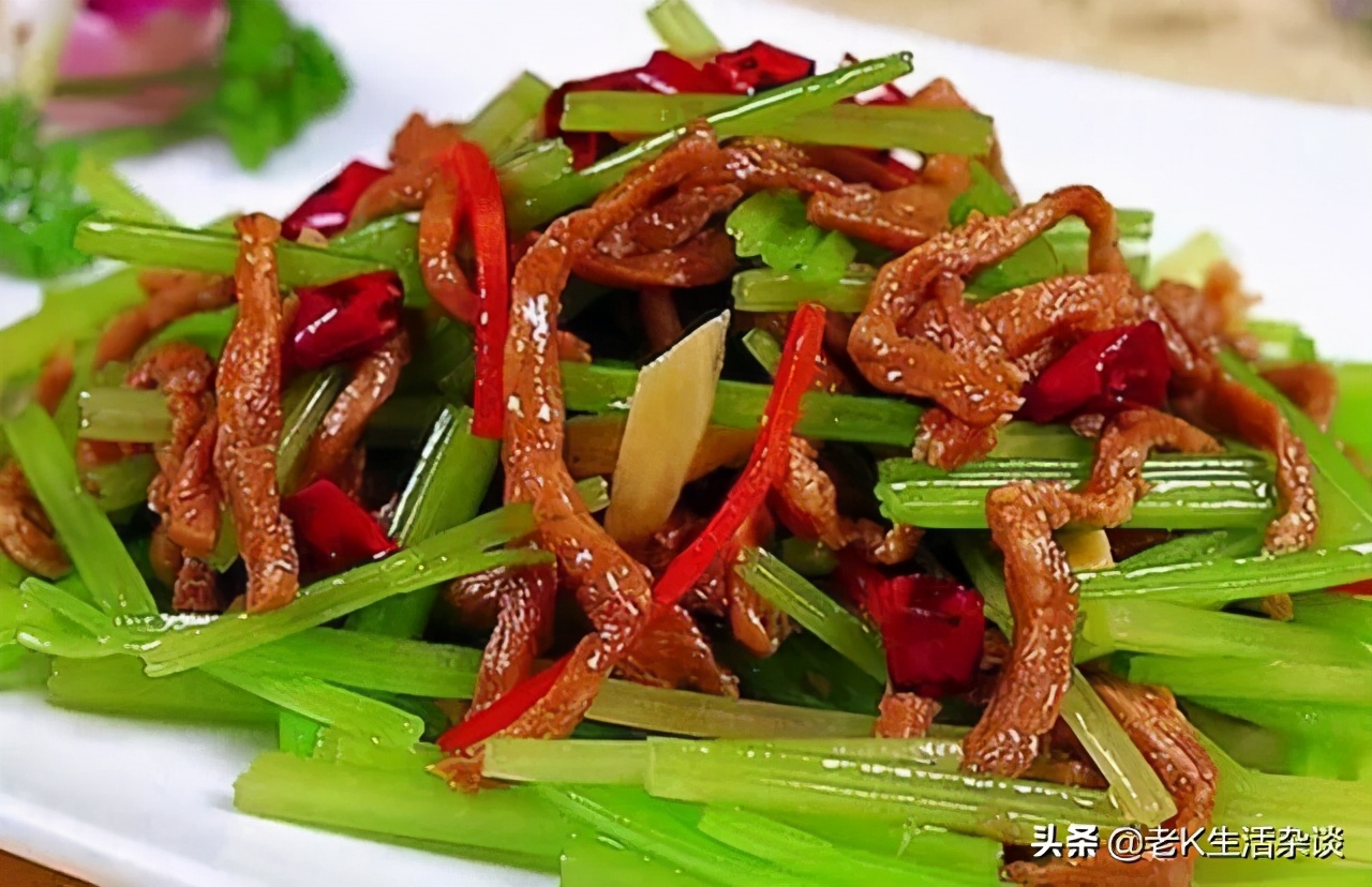 菜名真的很有意思,一些听起来高大上的菜名