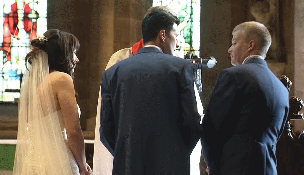 婚礼上戒指戴不上怎么救场,结婚戒指不见了怎么办