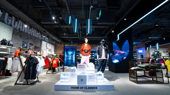 adidasOriginals阿迪达斯三叶草北京世贸天阶店隆重开幕