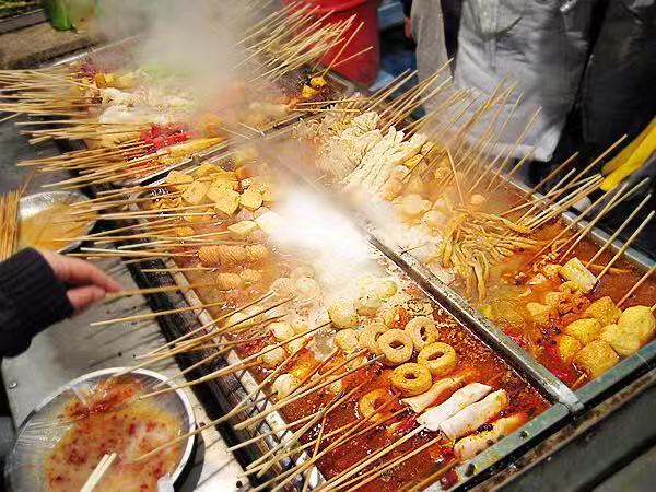 自制路边摊麻辣串,盂县麻辣串路边摊