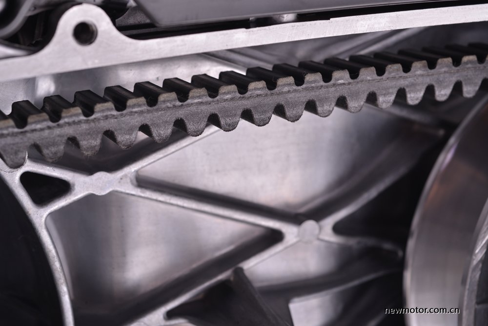 大阳v锐300发动机缸径和行程,大阳v锐300深度评测