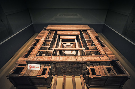 古墓宝藏之谜,墓室之谜完整版