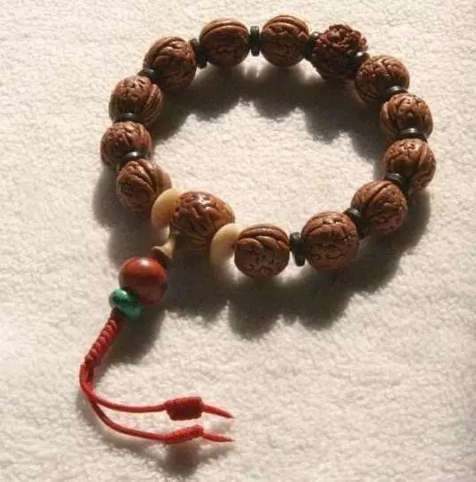 无绳结手串打结方法,文玩核桃手串绳结打法