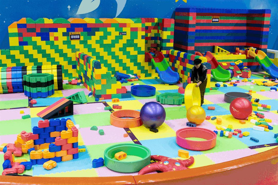 天津蹦床主题公园,天津最大淘气堡室内游乐场