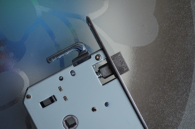 云米互联智能锁安装细节,云米智能门锁锁体是内外一体吗