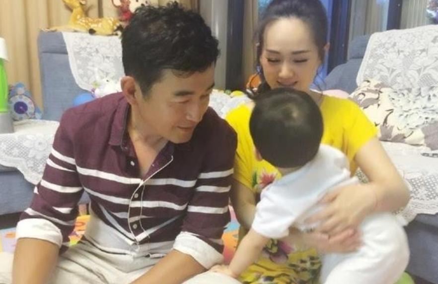 王志飞爱张歆艺还是张定涵,王志飞张歆艺张定涵