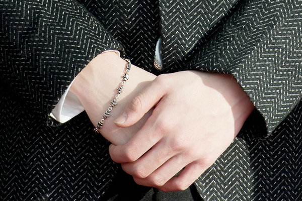 女生手链奢侈品牌有哪些,手链什么牌子比较好轻奢