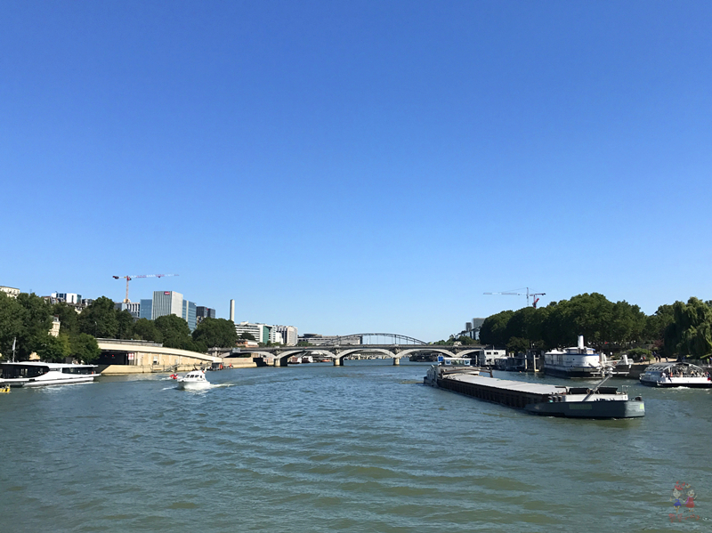 塞纳河的左岸和右岸划分依据,塞纳河和左岸