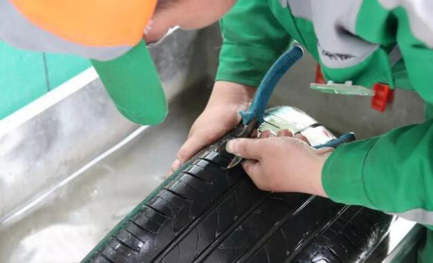 从修车工到董事长,从打工仔逆袭为企业家