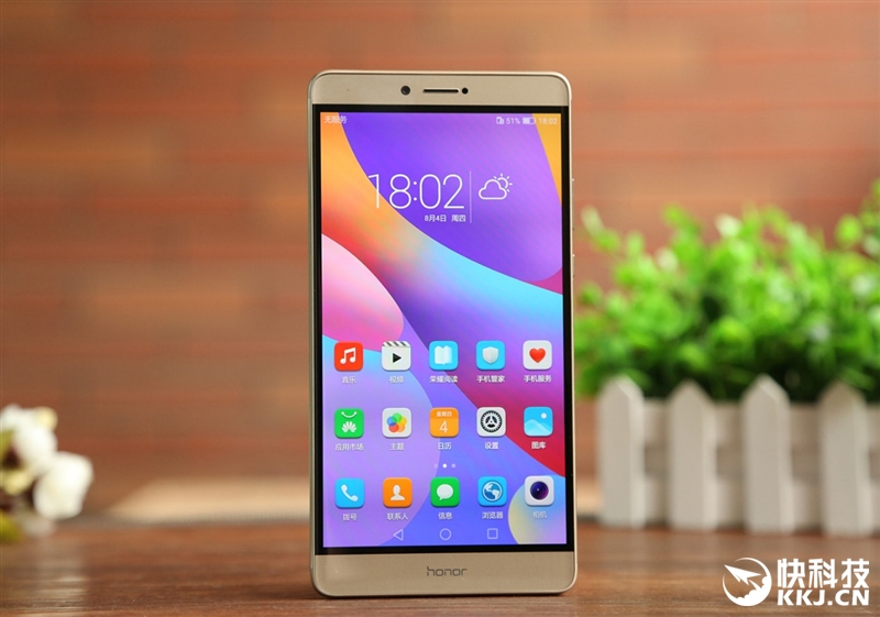 荣耀X20Max彩蛋登场那些年我们追过的巨屏手机