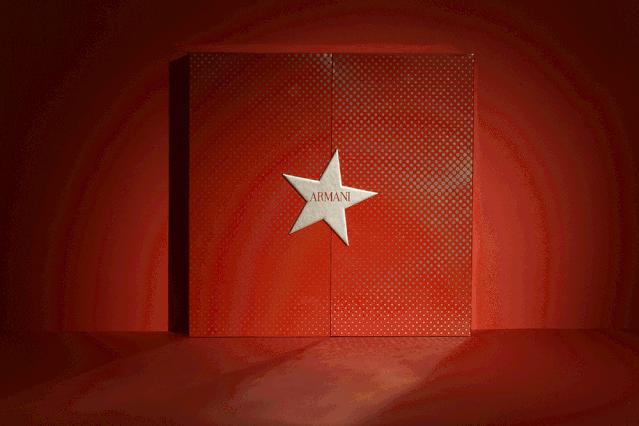 mac2019圣诞限定高光是什么,mac圣诞套装试色2019