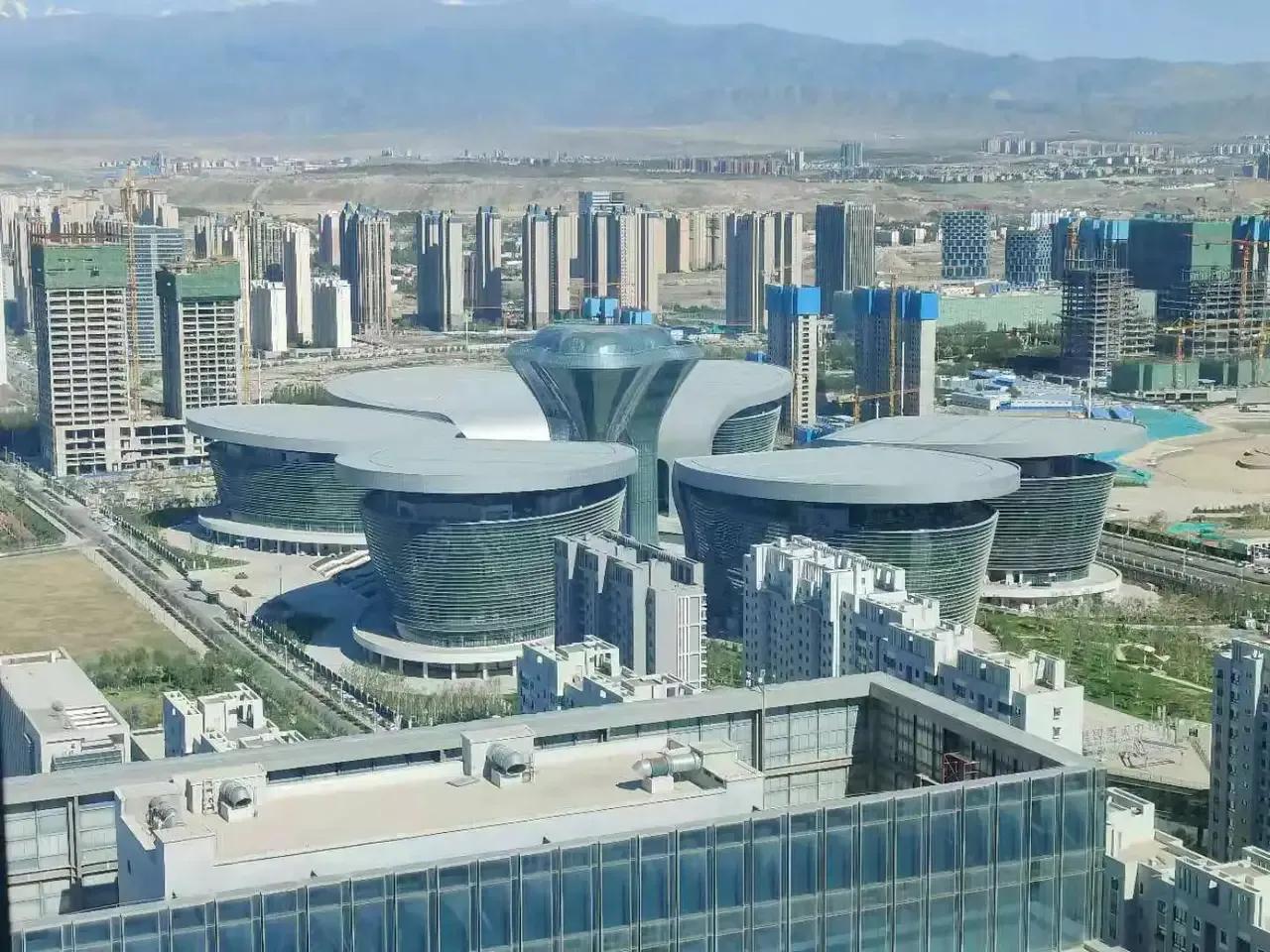 乌鲁木齐游客集散中心,乌鲁木齐丝绸之路游客集散中心